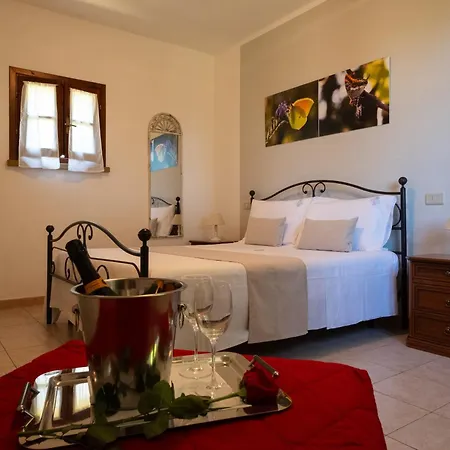 I Cerroni Farm stay Montescudaio